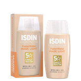 ضد آفتاب ایزدین فیوژن واتر رنگی با رنک بژ لایت و آبرسان ISDIN fusion water SPF50