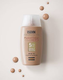 ضد آفتاب ایزدین فیوژن واتر رنگی با رنگ بژ آبرسان متوسط آبرسان ISDIN fusion water SPF50 medium Beige
